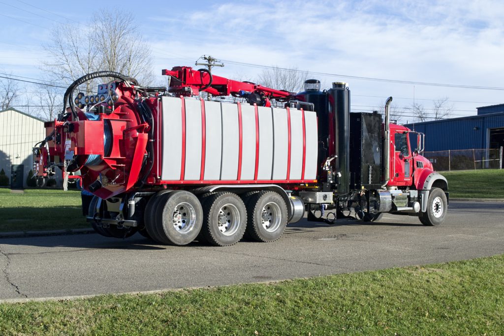 Aquatech® B-Series Jet/Vac Truck - Bortek PWX